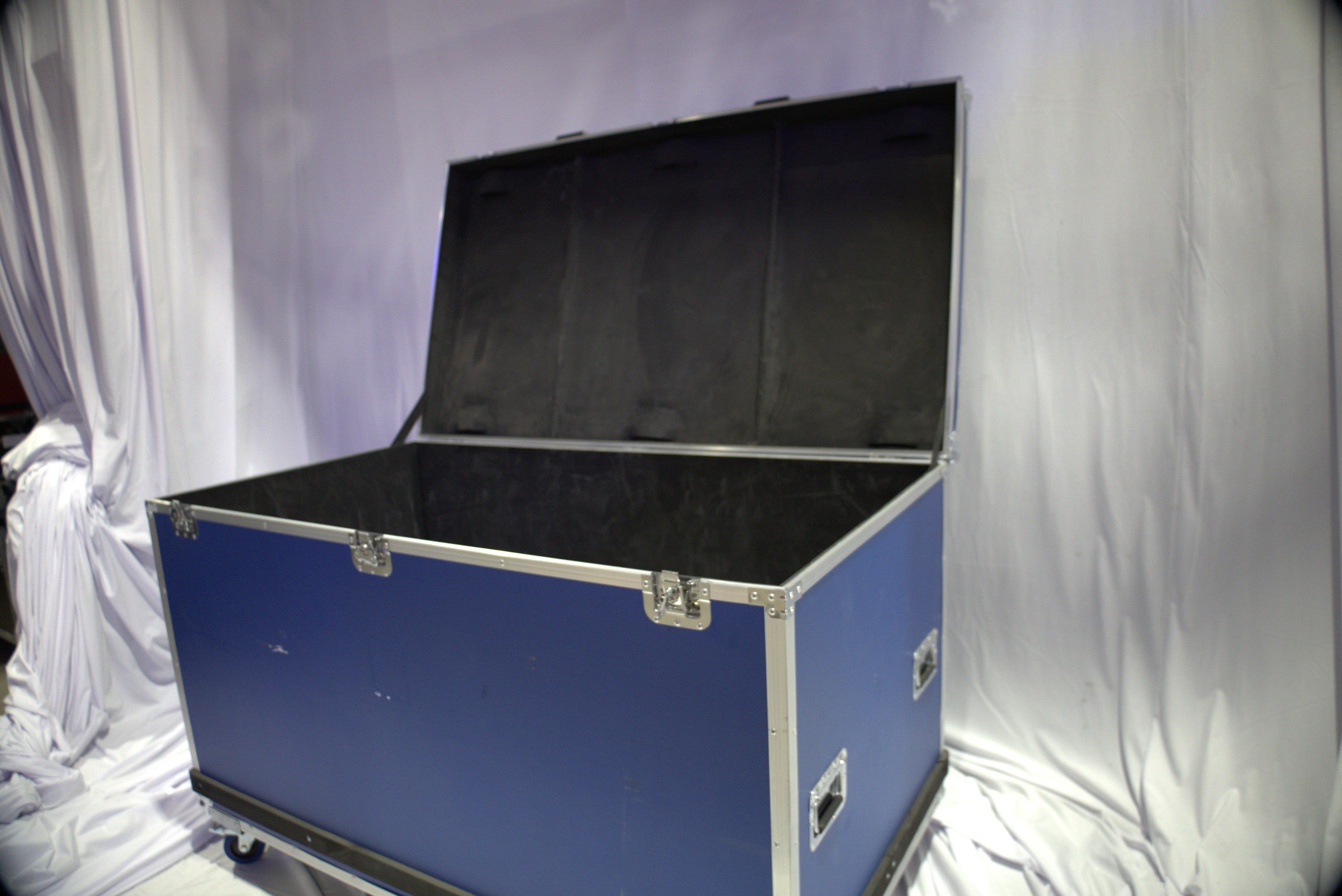 Giant Road Cases